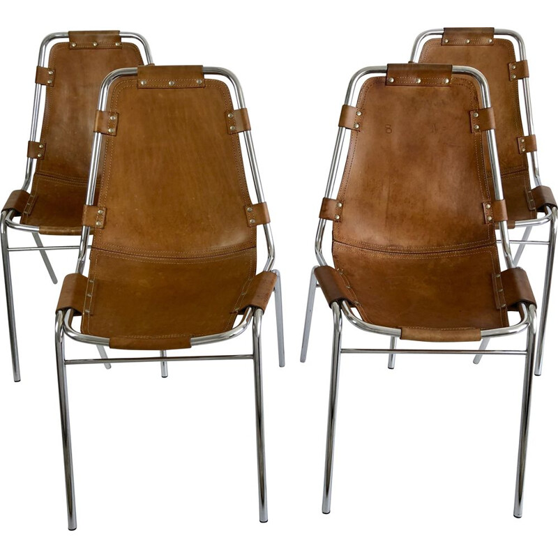 Ensemble de 4 chaises en cuir vintage de Charlotte Perriand pour la station de ski des Arcs 1960