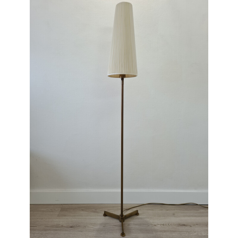 Lampadaire minimaliste vintage en laiton sur trépied avec un abat-jour conique en tissu 1970