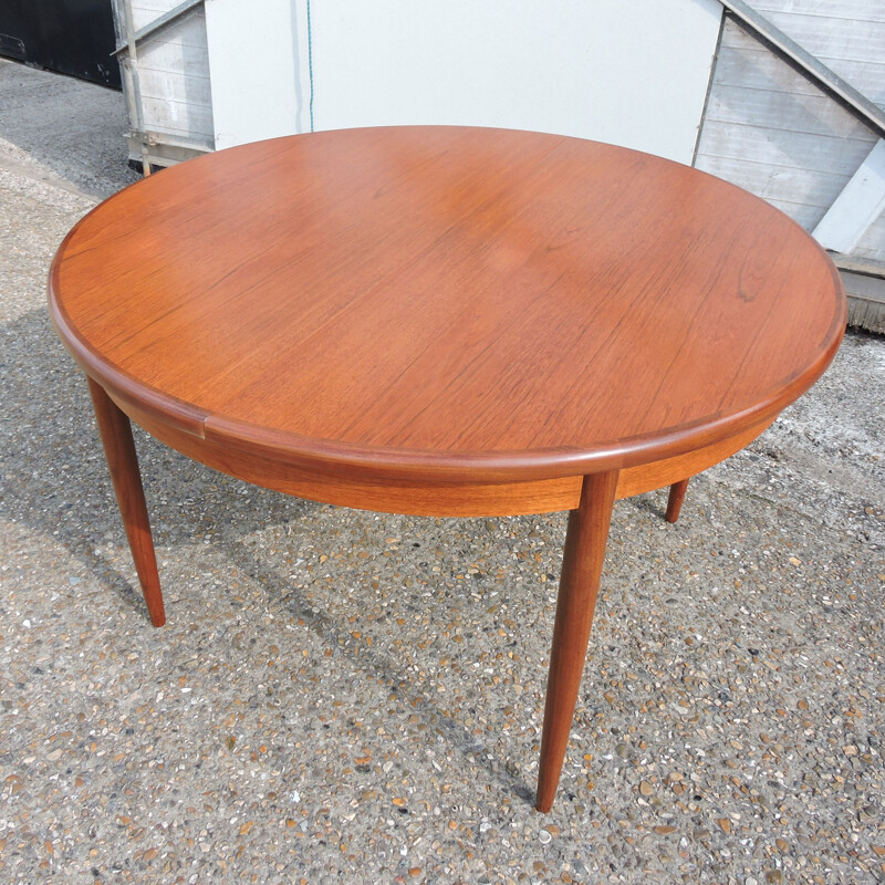 Vintage teak extensible dining table by G-Plan 1960