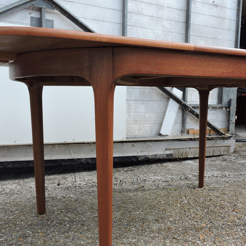 Vintage teak extensible dining table by McIntosh 1960