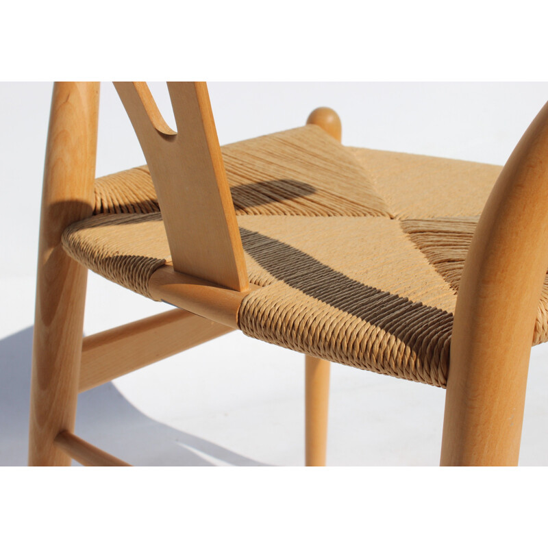 Paire de chaises vintage Wishbone en hêtre et papier par Hans J. Wegner et Carl Hansen & Son 1960