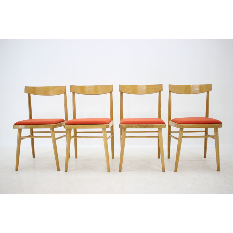 Set van 4 vintage Tsjechoslowaakse stoelen 1970