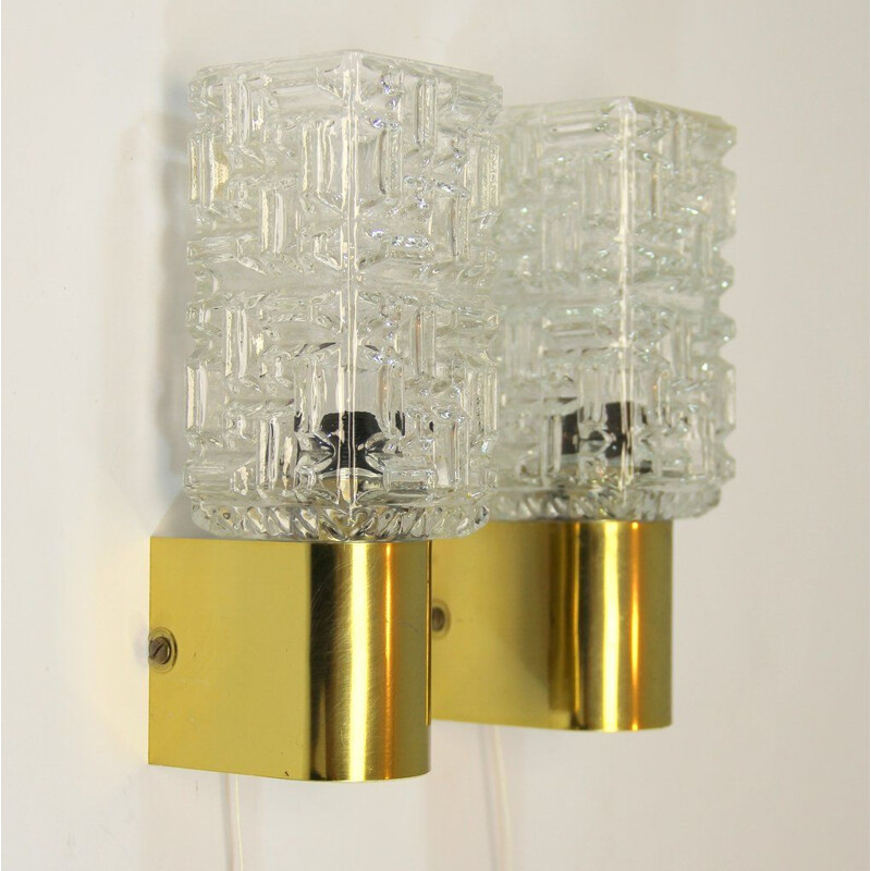 Pair of vintage sconces in crystal and golden metal 1960