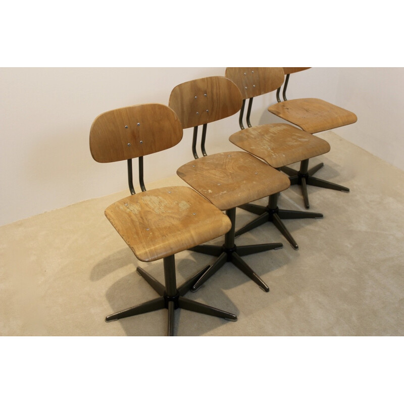 Set of 5 industrial plywood swivel chairs - 1960s