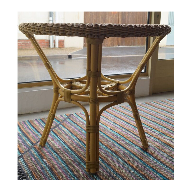 Vintage rattan and glass table 1970