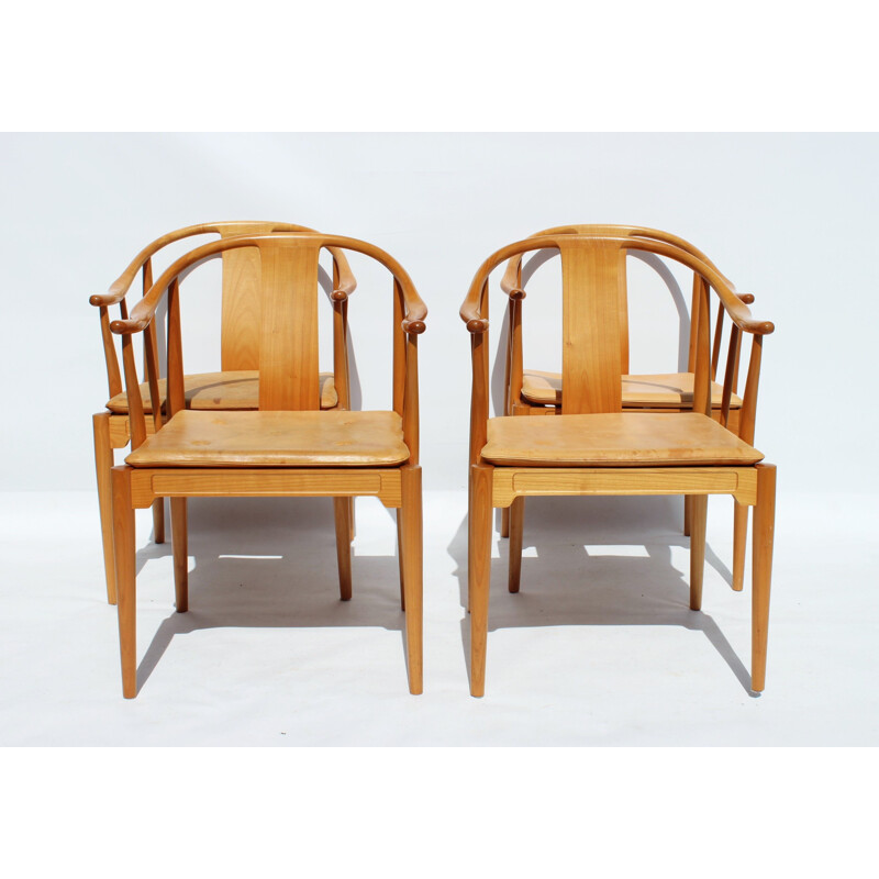 Set of 4 vintage Chinese Hans J. Wegner chairs by Fritz Hansen 1999