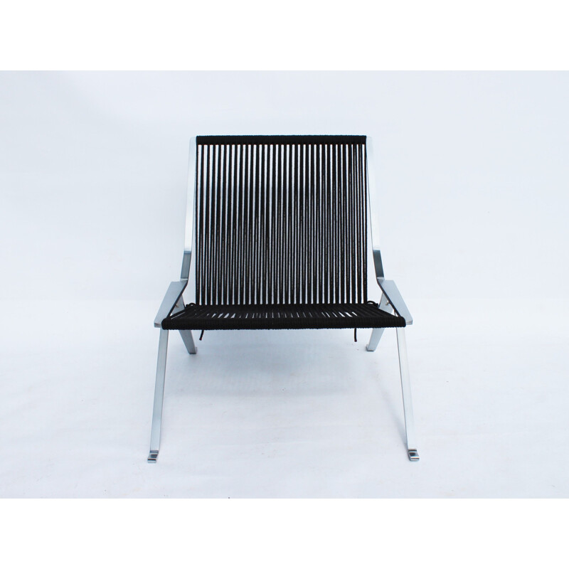 Vintage chair designed by Poul Kjærholm and manufactured by Fritz Hansen 2014
