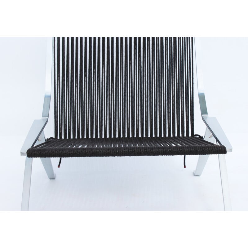 Chaise vintage conçue par Poul Kjærholm et fabriquée par Fritz Hansen 2014