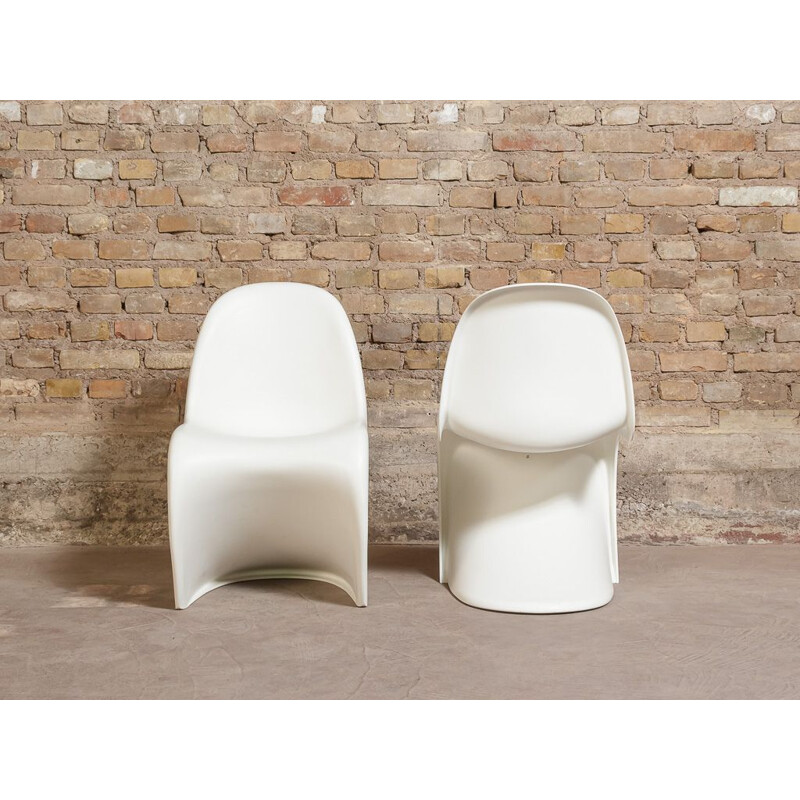 Pair of vintage white Verner Panton chair 1967s
