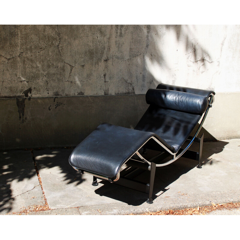 Vintage lounge chair LC4 by Le Corbusier for Cassina