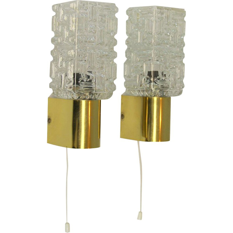 Pair of vintage sconces in crystal and golden metal 1960