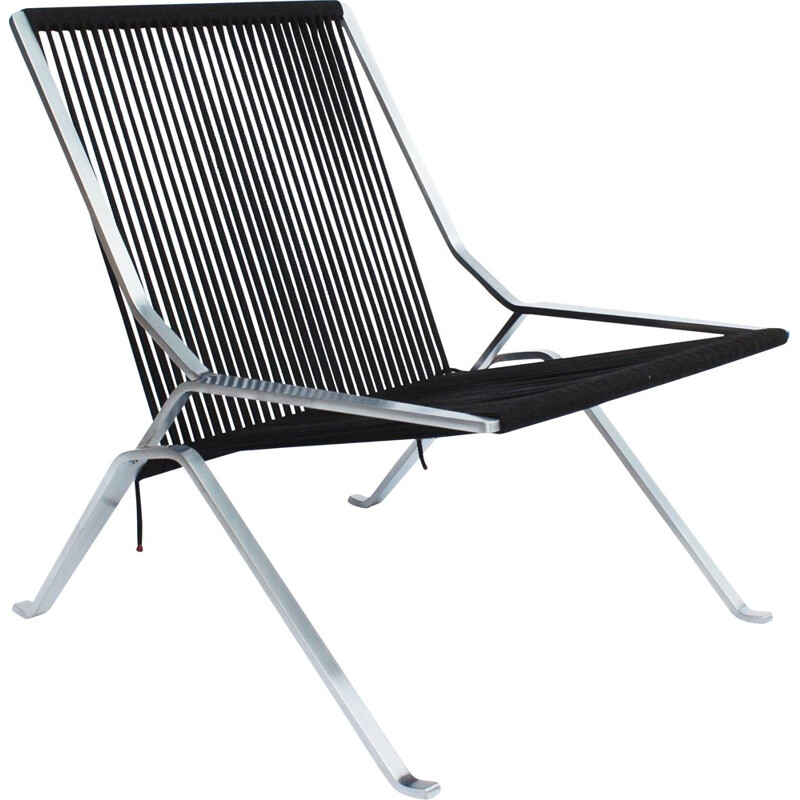 Chaise vintage conçue par Poul Kjærholm et fabriquée par Fritz Hansen 2014