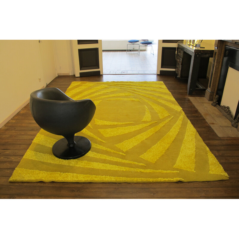 Roche Bobois "Soleil"  rug in yellow wool - 1980s