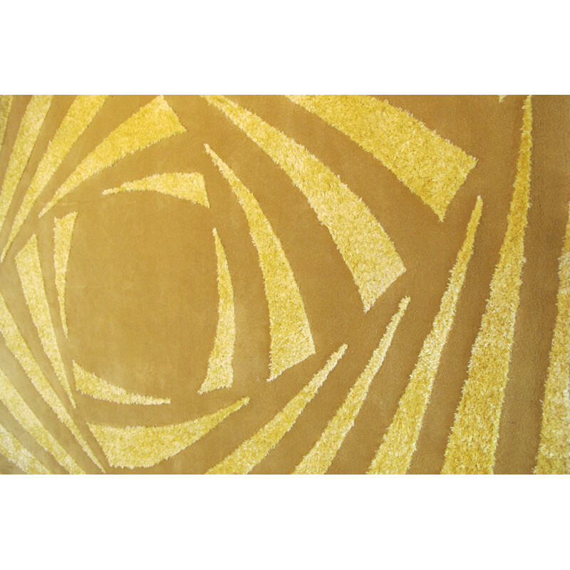 Roche Bobois "Soleil"  rug in yellow wool - 1980s