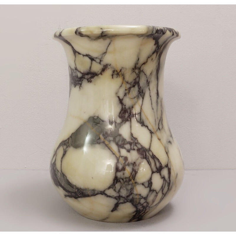 Vase vintage en albâtre