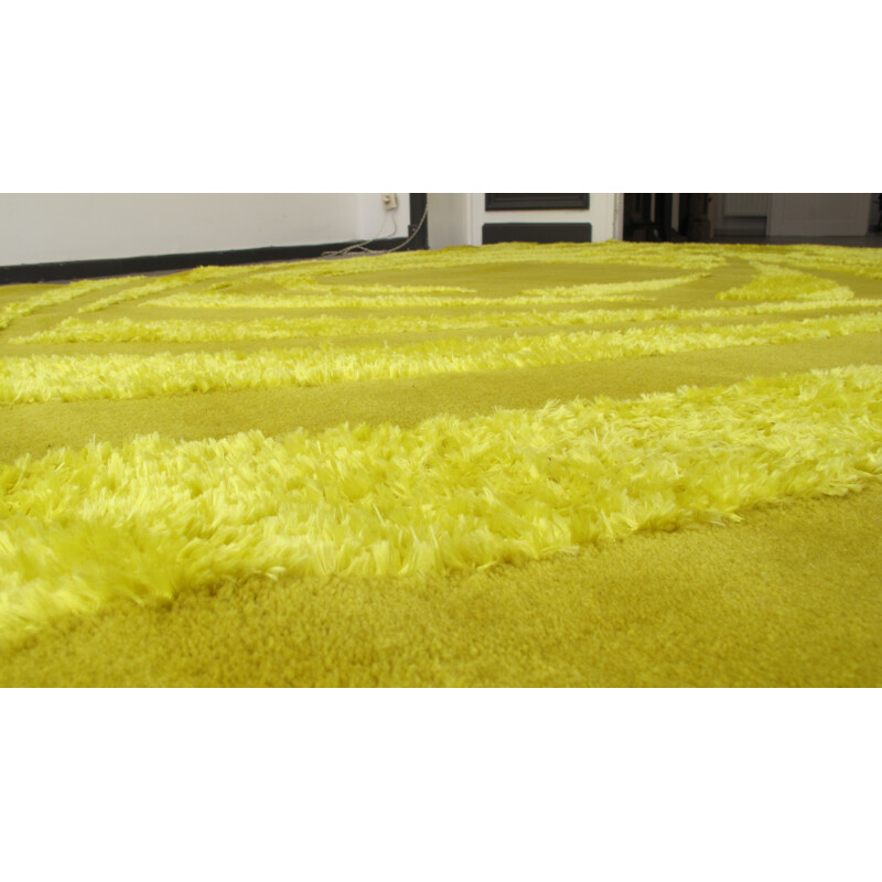 Roche Bobois "Soleil"  rug in yellow wool - 1980s
