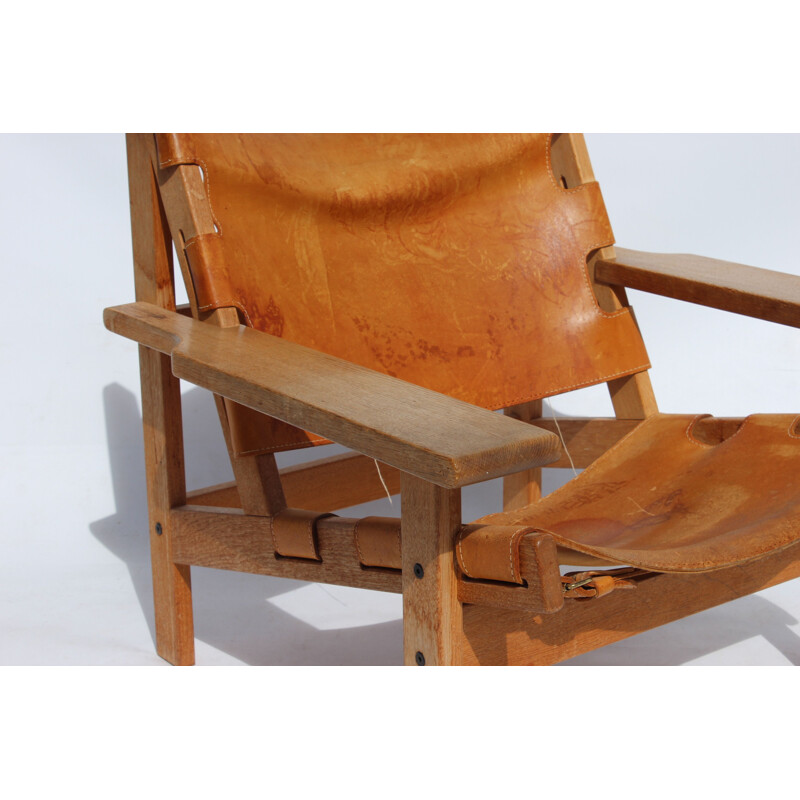 Vintage Easy chair of oak and patinated leather by Kurt Ostervig 