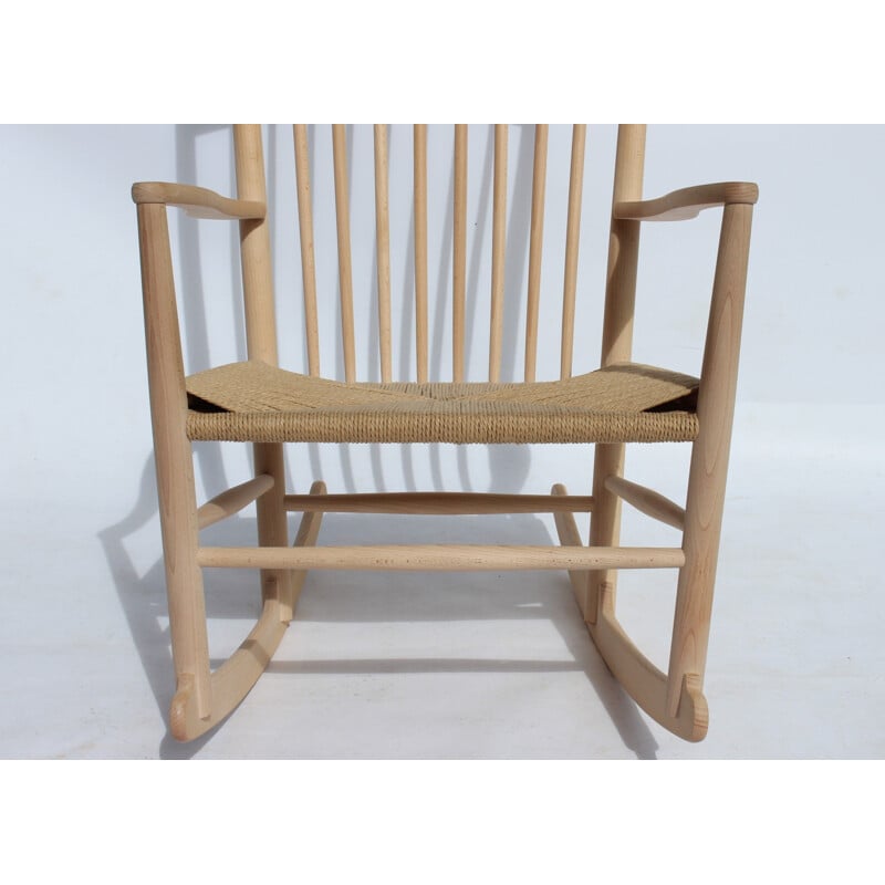 Vintage Rocking chair of beech and paper cord by Hans J. Wegner 1944s