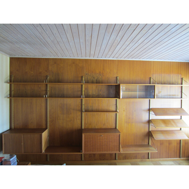 Vintage Scandinavian wall shelving system Royal System by Poul Cadovius
