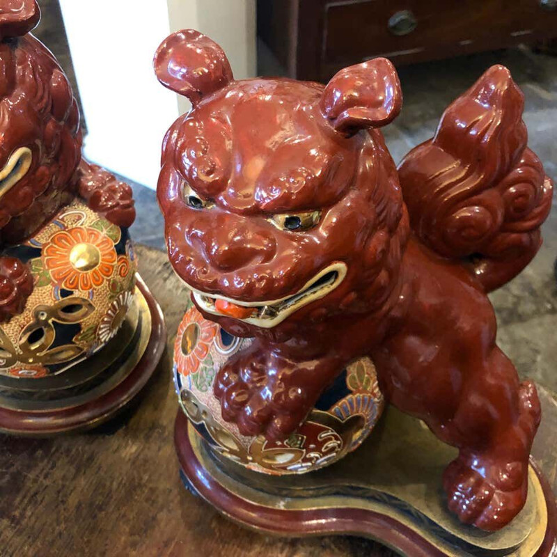 Pair of vintage Chinese ceramic Pho Dogs on a hand painted wooden base 1950