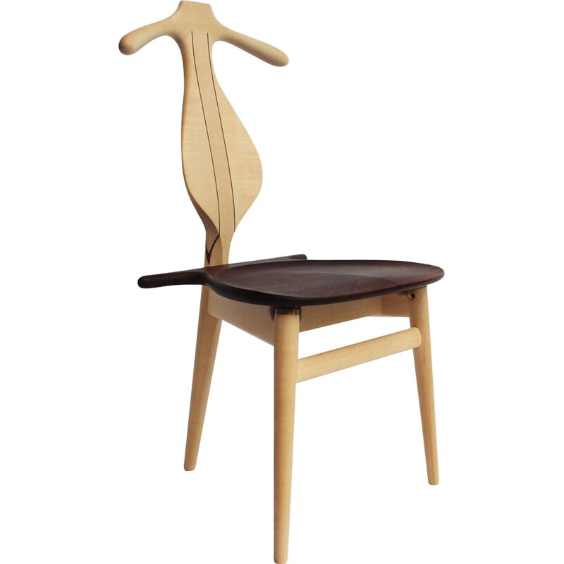 Vintage valet chair Hans J. Wegner of maple and wengé  by PP Furniture 1951s