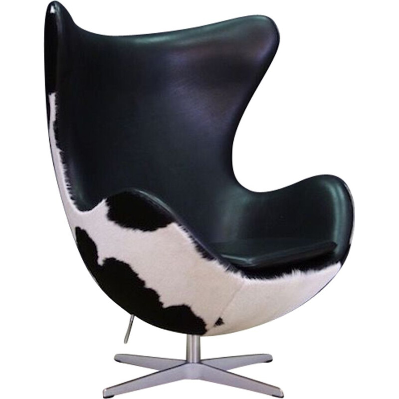 Chaise Vintage œufs Arne Jacobsen en cuir de vache 1980