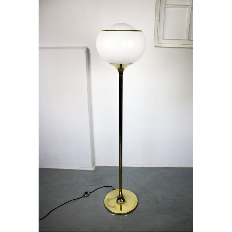 Vintage Italiaanse vloerlamp van Harvey Guzzini voor Meblo
