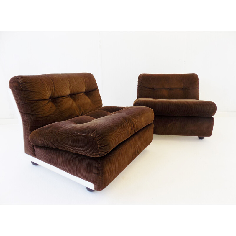 Pair of vintage C&B Italia Amanta loungechairs by Mario Bellini 1970s