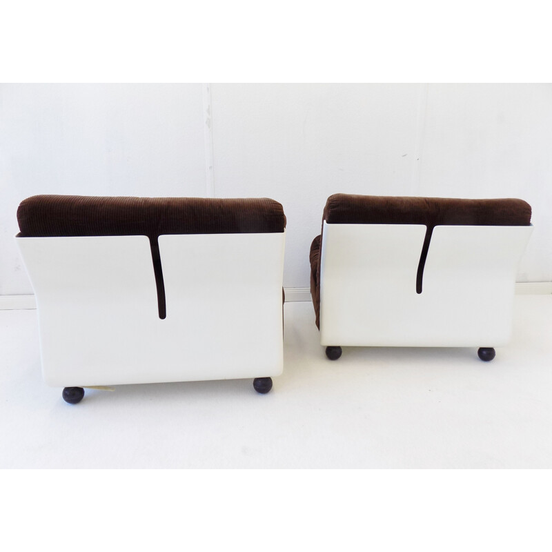 Pair of vintage C&B Italia Amanta loungechairs by Mario Bellini 1970s