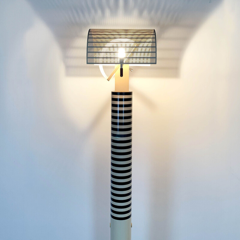 Lampe de sol "Shogun" de Mario Botta pour Artemide, années 1980