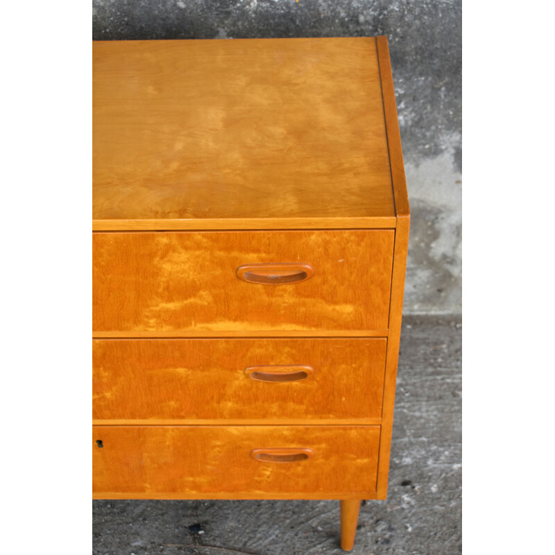 Vintage chest of drawers in Scandinavian style