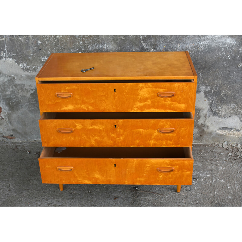 Vintage chest of drawers in Scandinavian style