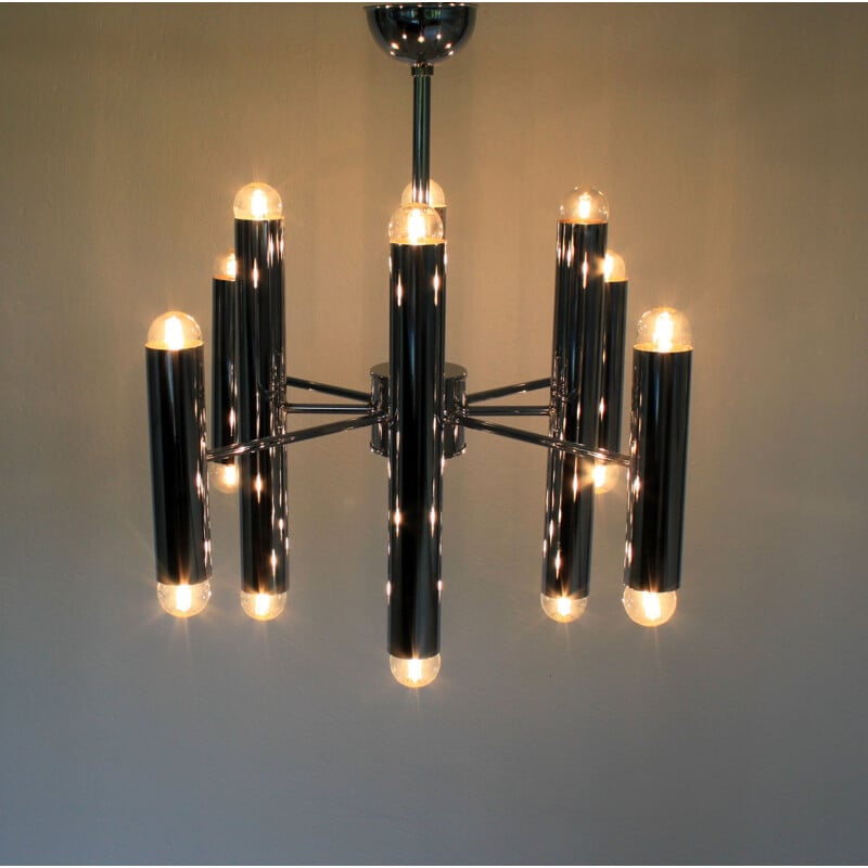 Vintage chandelier from the House of Sciolari by Boulanger