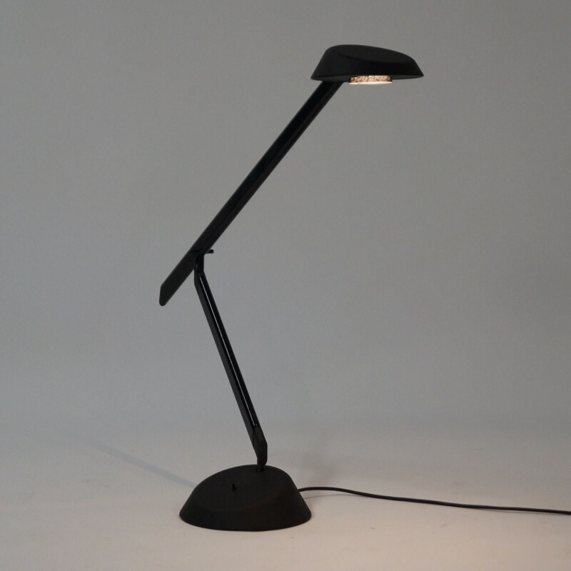 Lampe de table vintage Lester de Vico Magistretti pour Oluce 1980