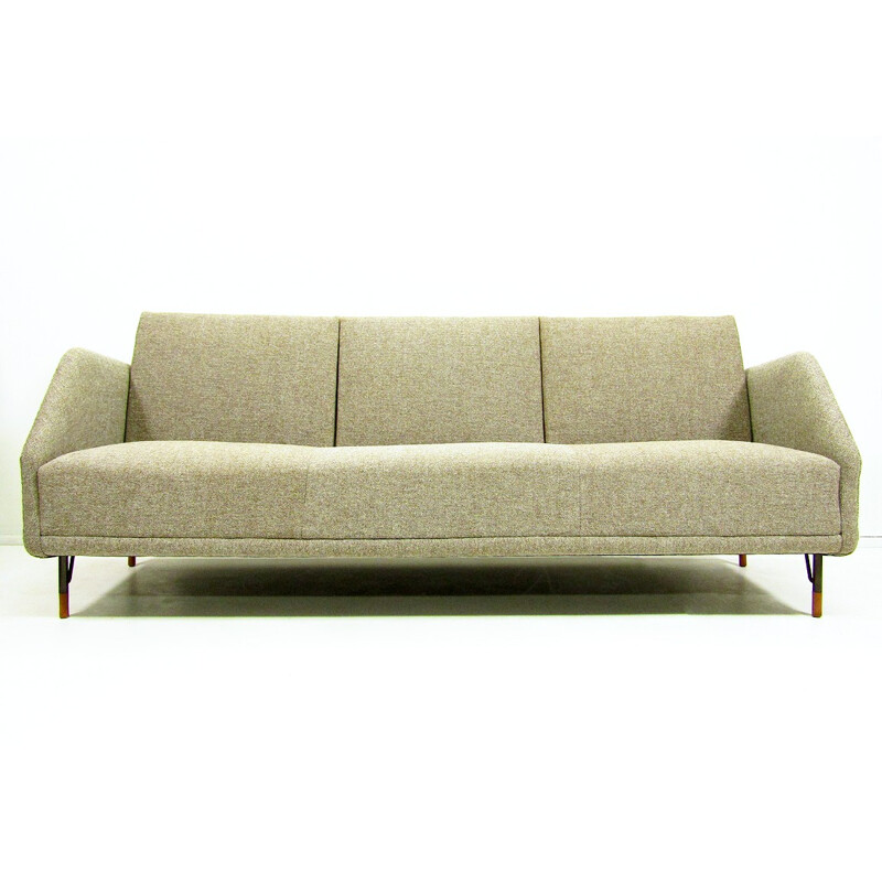 BO-77 Bovirke sofa in teak and beige fabric, Finn JUHL - 1953