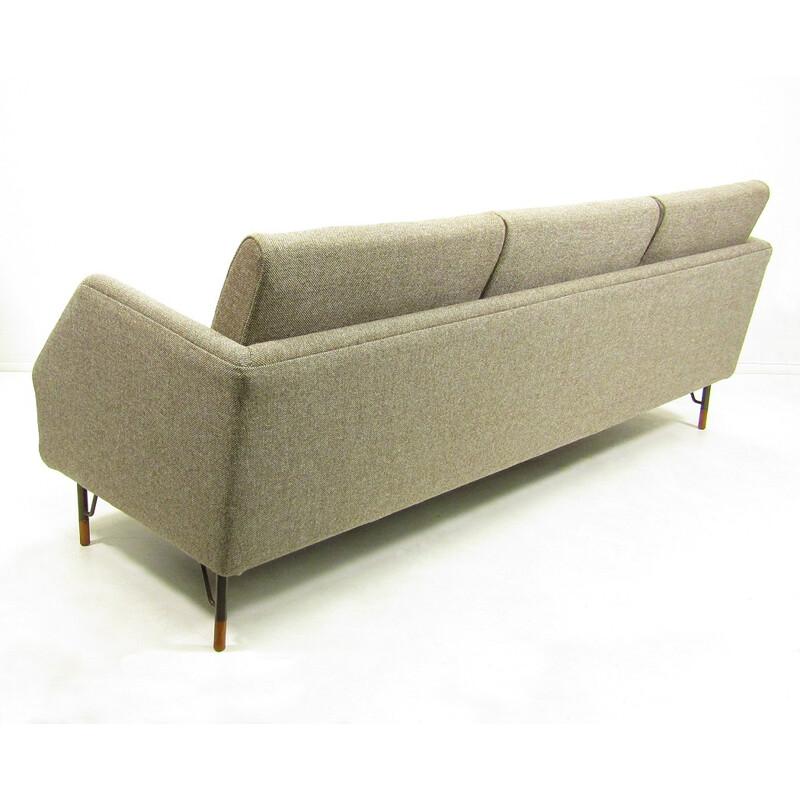 BO-77 Bovirke sofa in teak and beige fabric, Finn JUHL - 1953