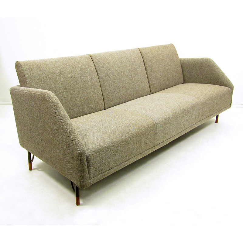 BO-77 Bovirke sofa in teak and beige fabric, Finn JUHL - 1953