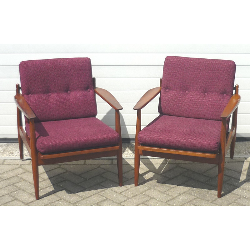 Pair of scandinavian armchairs in teak and fabric - 1960s