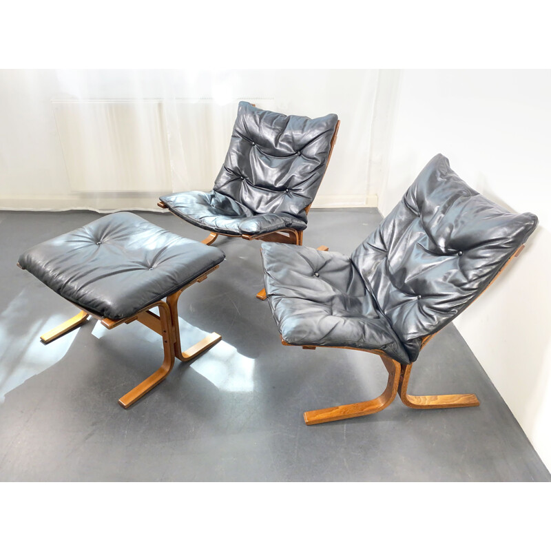 2 fauteuils vintage Siesta en cuir et repose-pied par Ingmar Relling pour Westnofa, Norvège, 1960