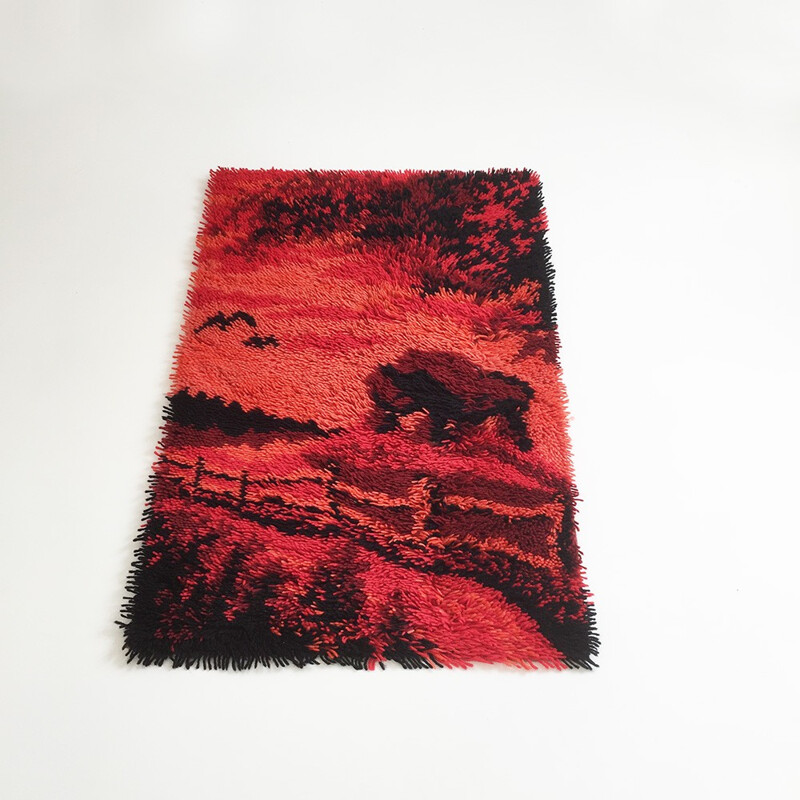 Tappeto scandinavo in lana rossa e rosa - 1970