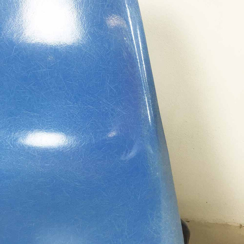 Chaise "DSS" Herman Miller bleue en fibre de verre, Charles & Ray EAMES - 1970