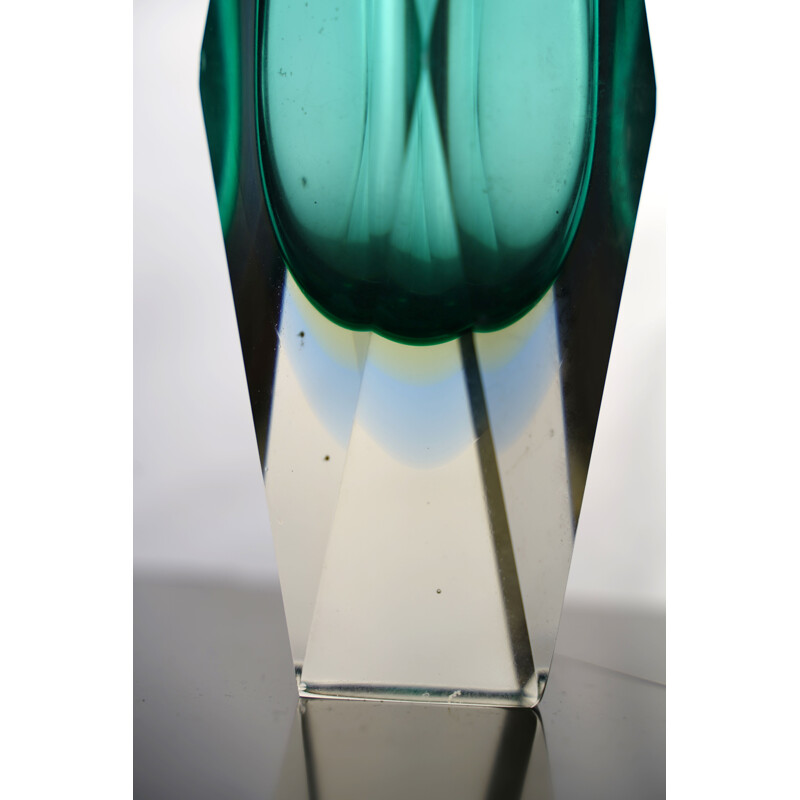 Vintage green "sommerso" murano glass vase by Flavio Poli. Italy 1960