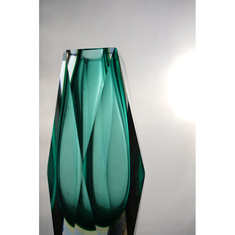 Vintage green "sommerso" murano glass vase by Flavio Poli. Italy 1960