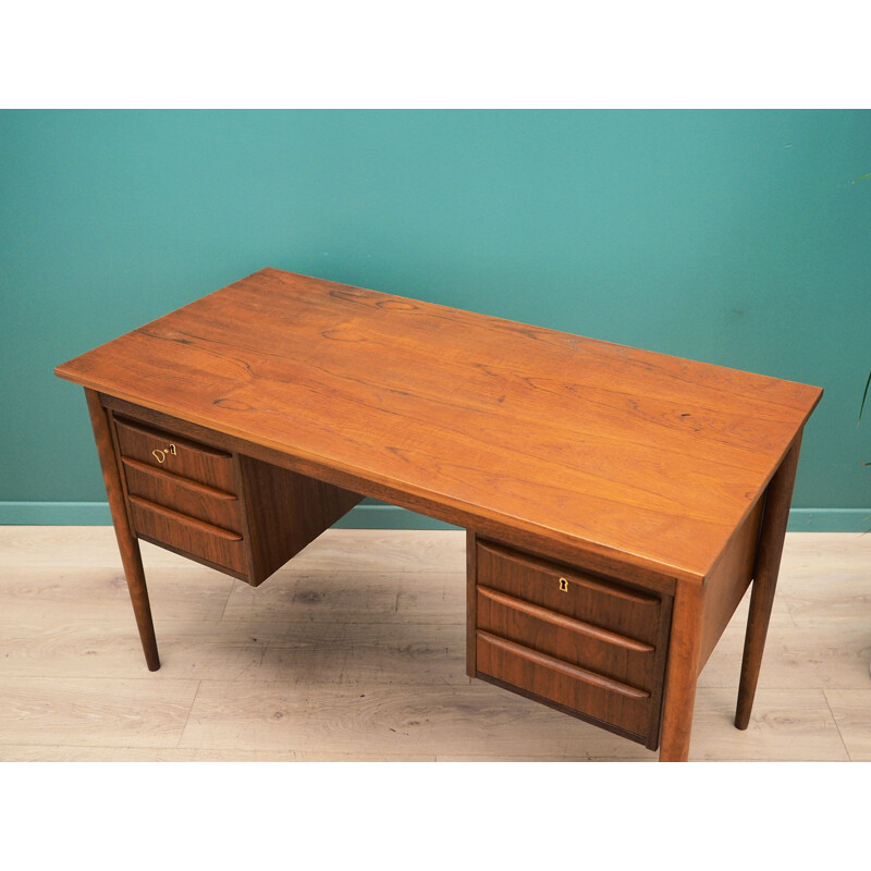 Vintage Desk teak, Danish 1970s