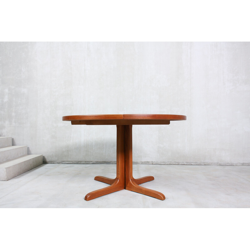 Vintage Teak Round Dining Table, Danish 1960s