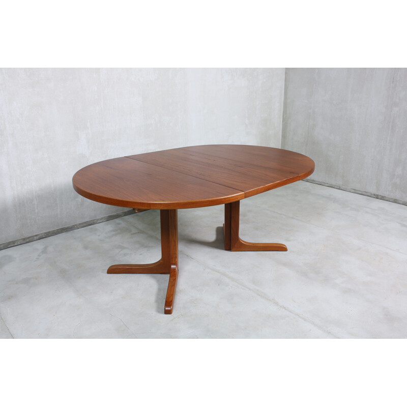 Vintage Teak Round Dining Table, Danish 1960s