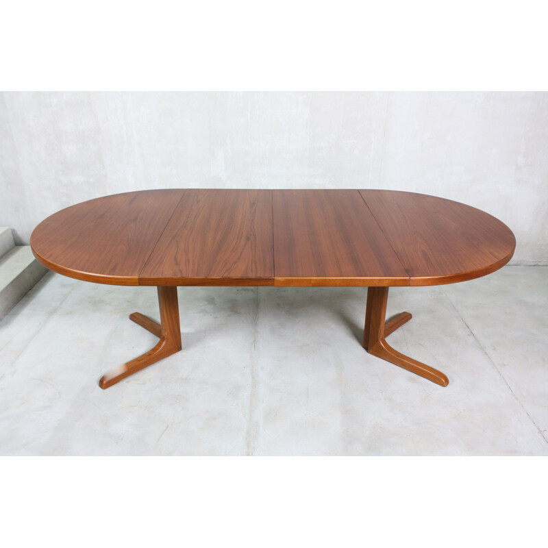 Vintage Teak Round Dining Table, Danish 1960s