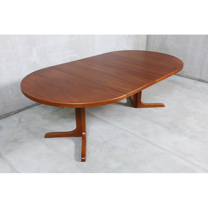 Vintage Teak Round Dining Table, Danish 1960s