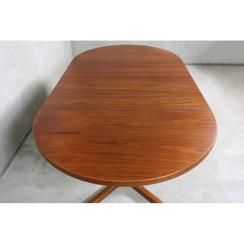 Vintage Teak Round Dining Table, Danish 1960s