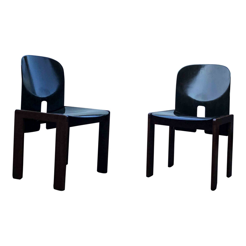Conjunto de 4 Cadeiras de Nogueira Vintage lacadas a castanho escuro modelo 121 da Tobia